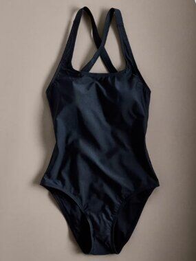 New! Quince Italian Cross-Back One-Piece Swimsuitin Black Sizes M and L